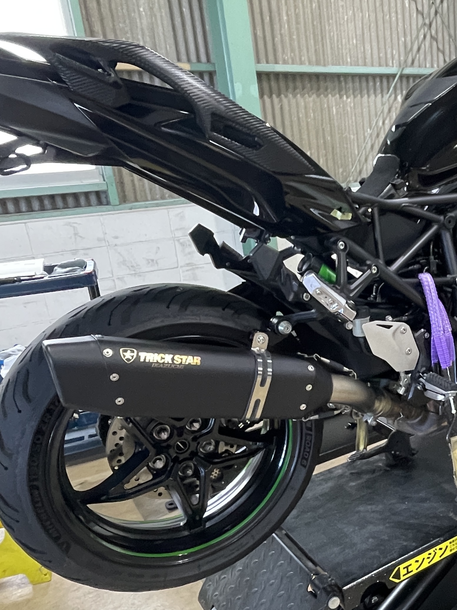 カワサキニンジャH2SXのフルラッピング② - クリスタルガード