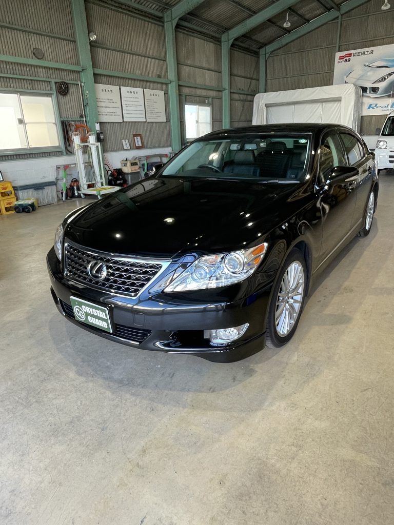 レクサスLS450のヘッドライトプロテクション施工