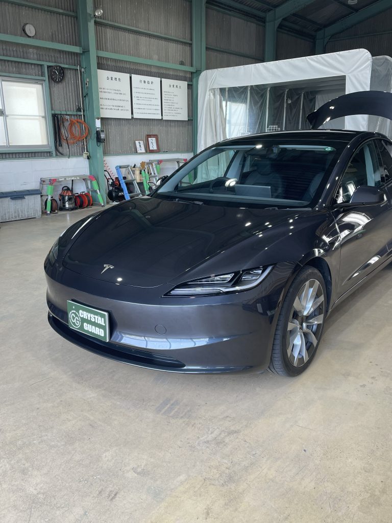 テスラモデル3のボディ、ガラス、ホイールコーティング